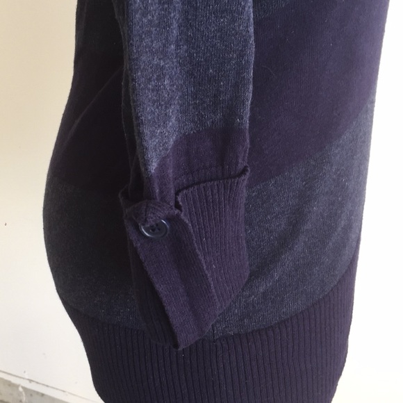 Light Striped Vneck Sweater - Picture 3 of 9